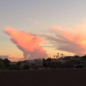 Meet your Posher, Kaye